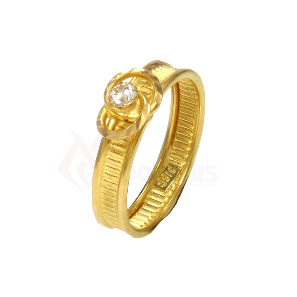 Stunning Gold Ring with White Stone